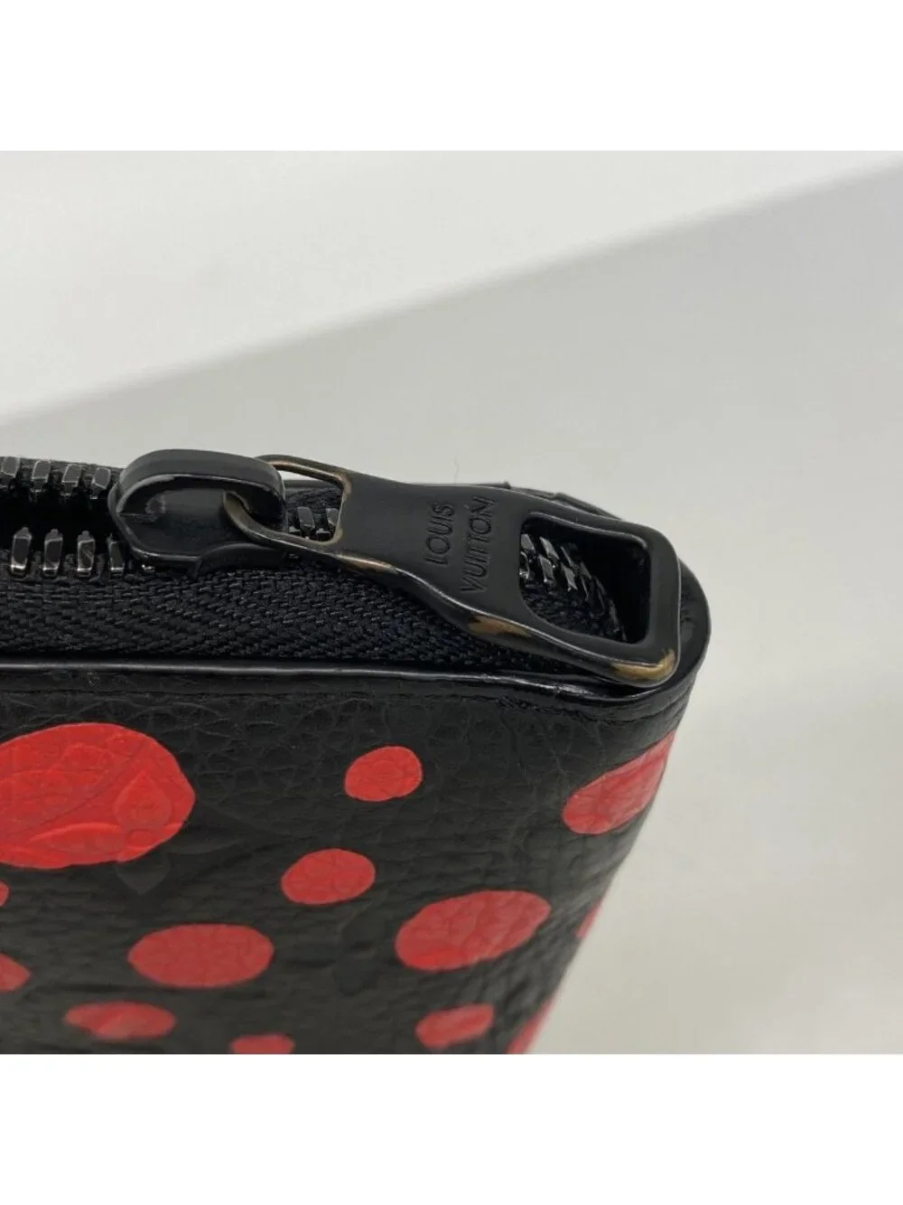 Louis Vuitton Wallet Monogram Empreinte Zippy Vertical LV YK Yayoi Kusama Noir